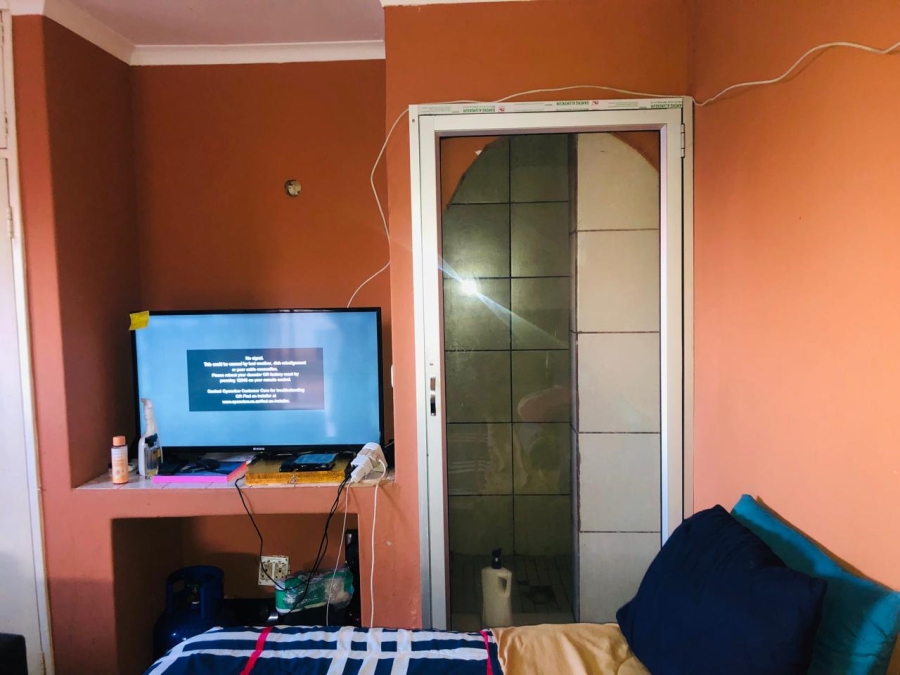 8 Bedroom Property for Sale in Rustenburg Central North West